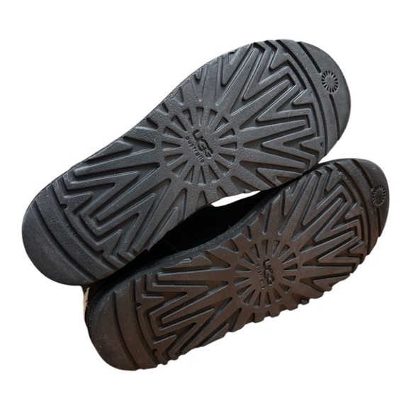 UGG boots - Picture 8 of 8